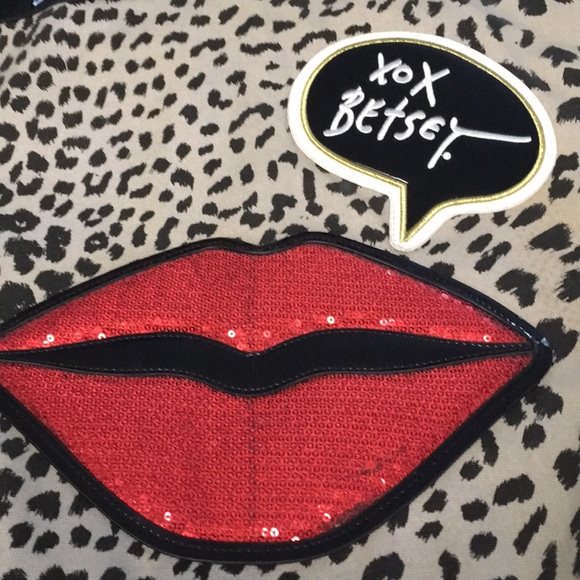 Preowned Betsy Johnson Large animal print tote - Picture 4 of 8